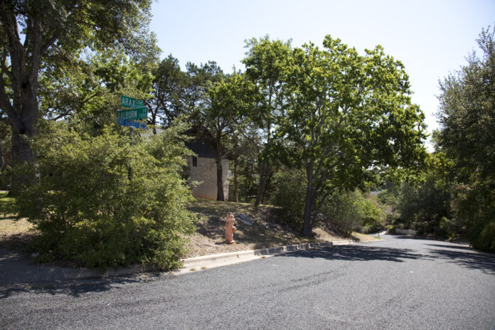 Arax Cove, Austin, Texas Arax Cove, Austin, Texas